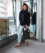 Laden Sie das Bild in den Galerie-Viewer, Esisto Sommer Kaschmir Pullover V-Ausschnitt Langarm