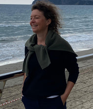 Load the image into the gallery viewer, WLNS Cashmere Sweater Crew Neck