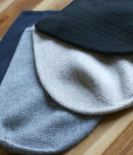 Load the image into the gallery viewer, Esisto thin cashmere hat