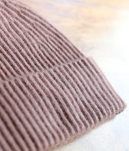 Load the image into the gallery viewer, Esisto Kaschmir Mütze Rippenstrick