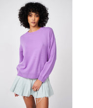 Load the image into the gallery viewer, Les tricots de Léa Cashmere Pullover Mapoupette Round Neckline