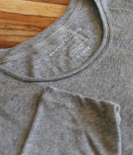 Load the image into the gallery viewer, Majestic Filatures cotton-cashmere shirt round neck long sleeve