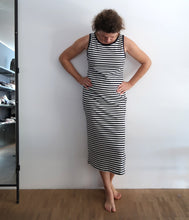 Laden Sie das Bild in den Galerie-Viewer, The Shirt Project Bio-Baumwoll-Mix Trägerkleid Rippe