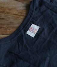Load the image into the gallery viewer, The Shirt Project Organic cotton shirt V-neck short sleeve