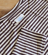 Laden Sie das Bild in den Galerie-Viewer, The Shirt Project Viskose-Mix Shirt Rundhalsausschnitt Langarm Streifen