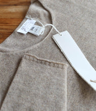Load the image into the gallery viewer, WLNS Cashmere Sweater Crew Neck