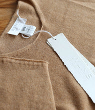 Load the image into the gallery viewer, WLNS Cashmere Sweater Crew Neck