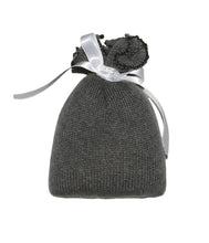 Laden Sie das Bild in den Galerie-Viewer, engage Kaschmir Säckchen mit Zirbenspänen