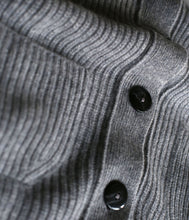 Laden Sie das Bild in den Galerie-Viewer, engage Kaschmir Strick Cardigan Rollkragen