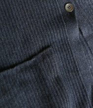 Load the image into the gallery viewer, engage recycled Kaschmir Strick Mantel mit Kapuze