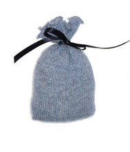 Laden Sie das Bild in den Galerie-Viewer, engage Kaschmir Säckchen mit Zirbenspänen