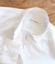 Load the image into the gallery viewer, Lis Lareida Cotton mix blouse Pauline