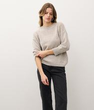 Load the image into the gallery viewer, 0039Italy cashmere-wool blend jumper Amadea round neckline
