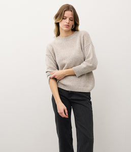 0039Italy cashmere-wool blend jumper Amadea round neckline