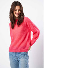 Load the image into the gallery viewer, Les tricots de Léa mohair-alpaca mix jumper Matyssa round neck long sleeve
