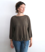 Load the image into the gallery viewer, Esisto Leinen-Viskose-Mix Pullover Rundhalsausschnitt 3/4 Armlänge
