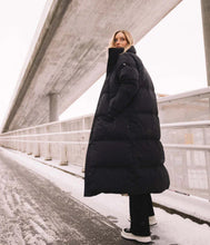 Load the image into the gallery viewer, Scandinavian Edition winter down quilted coat Astro II
