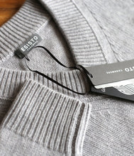 Load the image into the gallery viewer, Esisto cashmere jumper V-neck long sleeve

