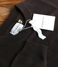 Load the image into the gallery viewer, Les tricots de Léa Cashmere Pullover Mapoupette Round Neckline
