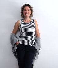 Load the image into the gallery viewer, The Shirt Project Bio-Baumwoll-Mix Top Rippe
