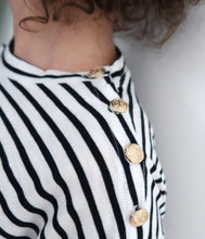 Load the image into the gallery viewer, The Shirt Project Bio-Baumwolle Shirt Rundhals Knöpfe
