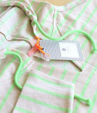 Laden Sie das Bild in den Galerie-Viewer, The Shirt Project Organic Baumwoll Sweatshirt Hoodie Streifen
