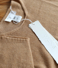Load the image into the gallery viewer, WLNS Cashmere Sweater Crew Neck
