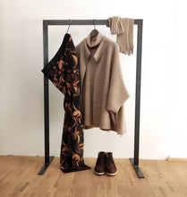 Load the image into the gallery viewer, Eng Cashmere Open Poncho Jacket
