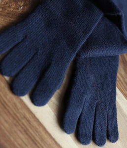 engage cashmere gloves with long cuffs