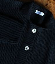 Load the image into the gallery viewer, eng cashmere knitted cardigan
