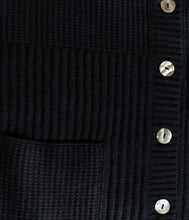 Load the image into the gallery viewer, eng cashmere knitted cardigan
