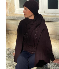 Load the image into the gallery viewer, Eng Cashmere Open Poncho Jacket
